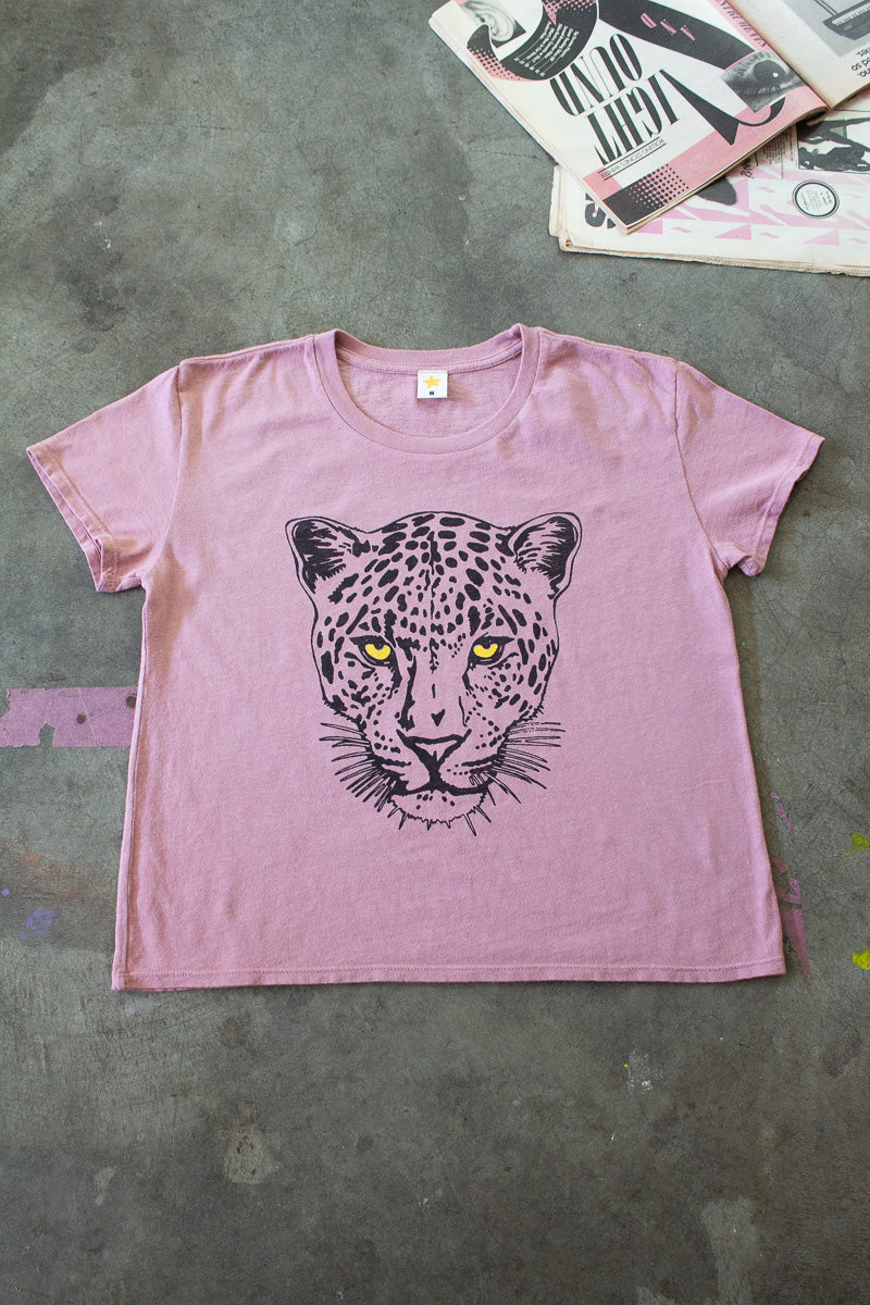 the "snow leopard" graphic tee on pink