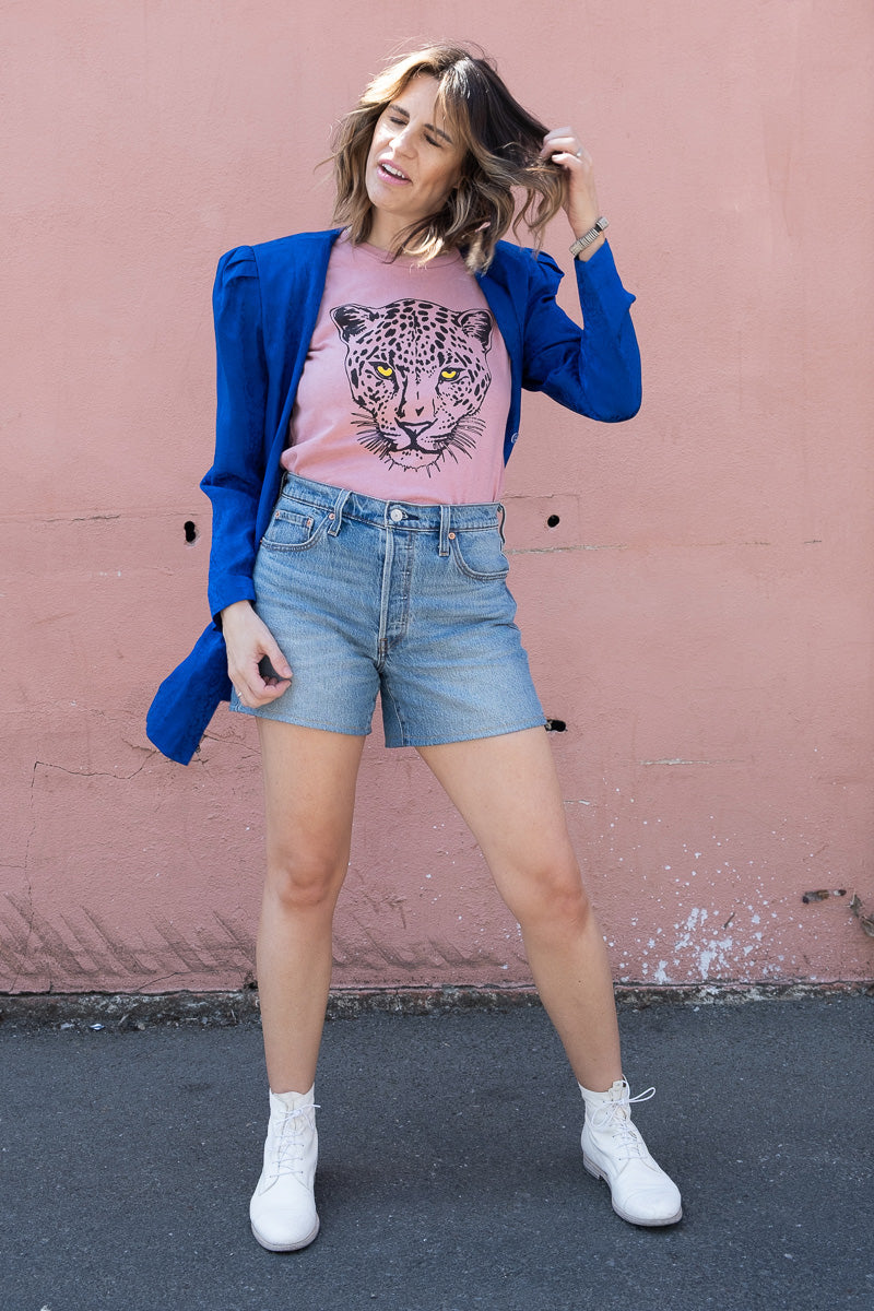 the "snow leopard" graphic tee on pink