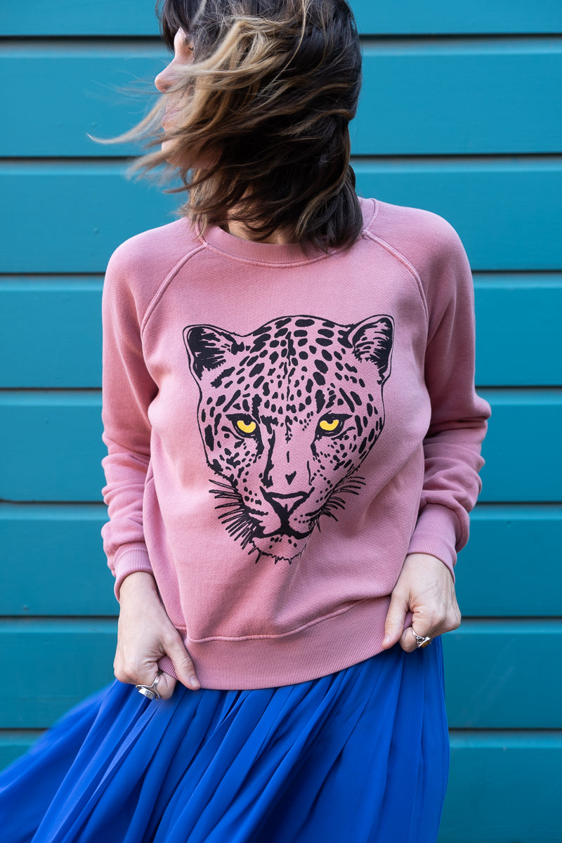 the "snow leopard" vintage wash sweatshirt on pink